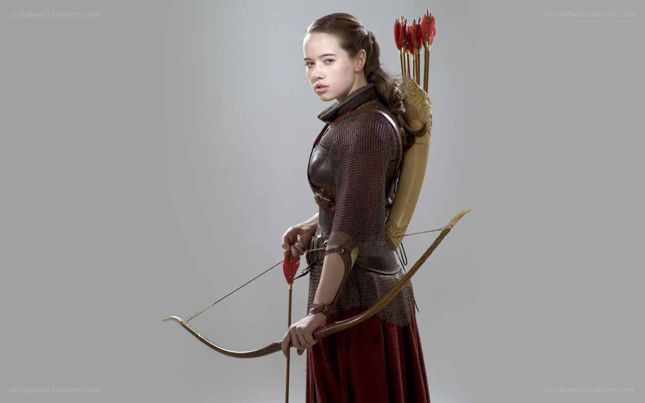 female archer in chainmail