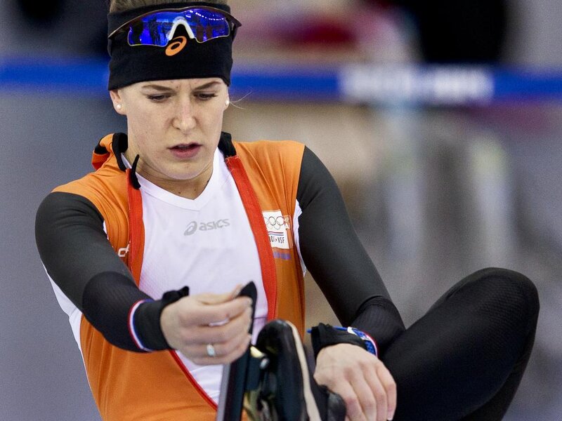 Female Speed Skater — Black