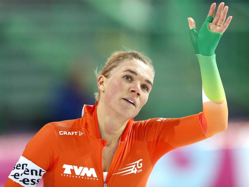 Female Speed Skater