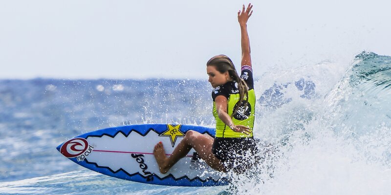 Female Surfer on Wave — Blue, Dynamic