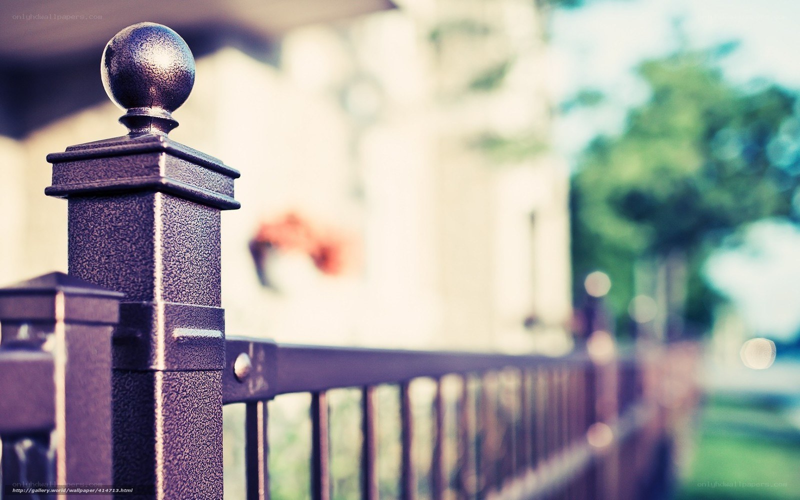 fence post with ball finial