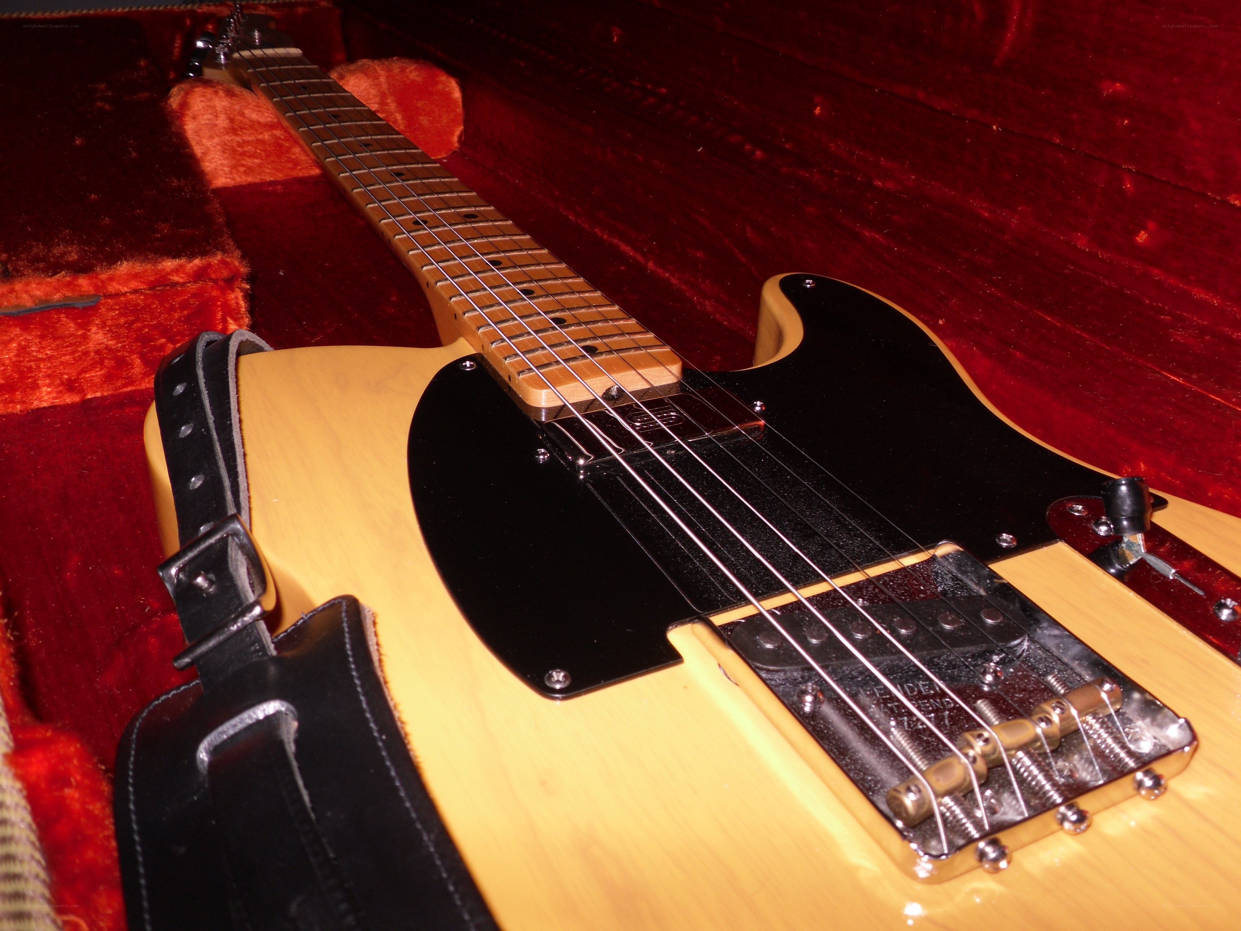 Fender Telecaster in case