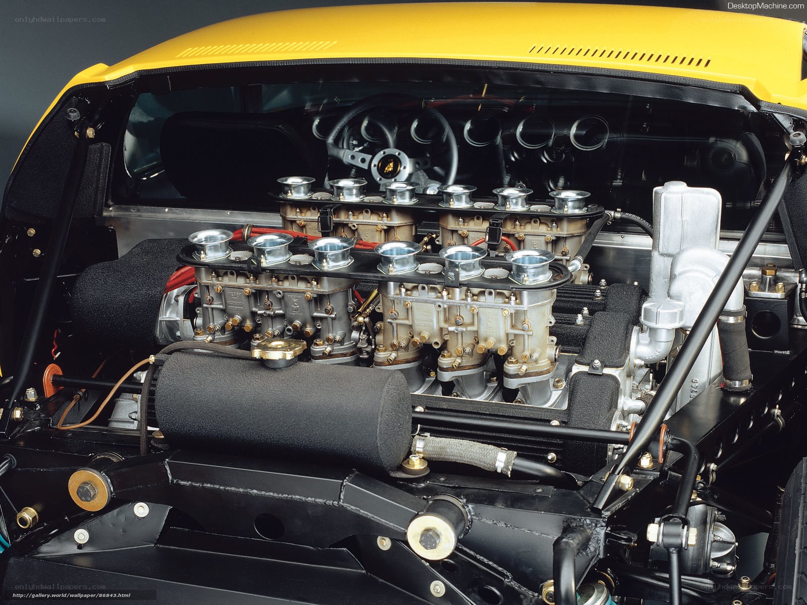 Ferrari 288 GTO engine bay