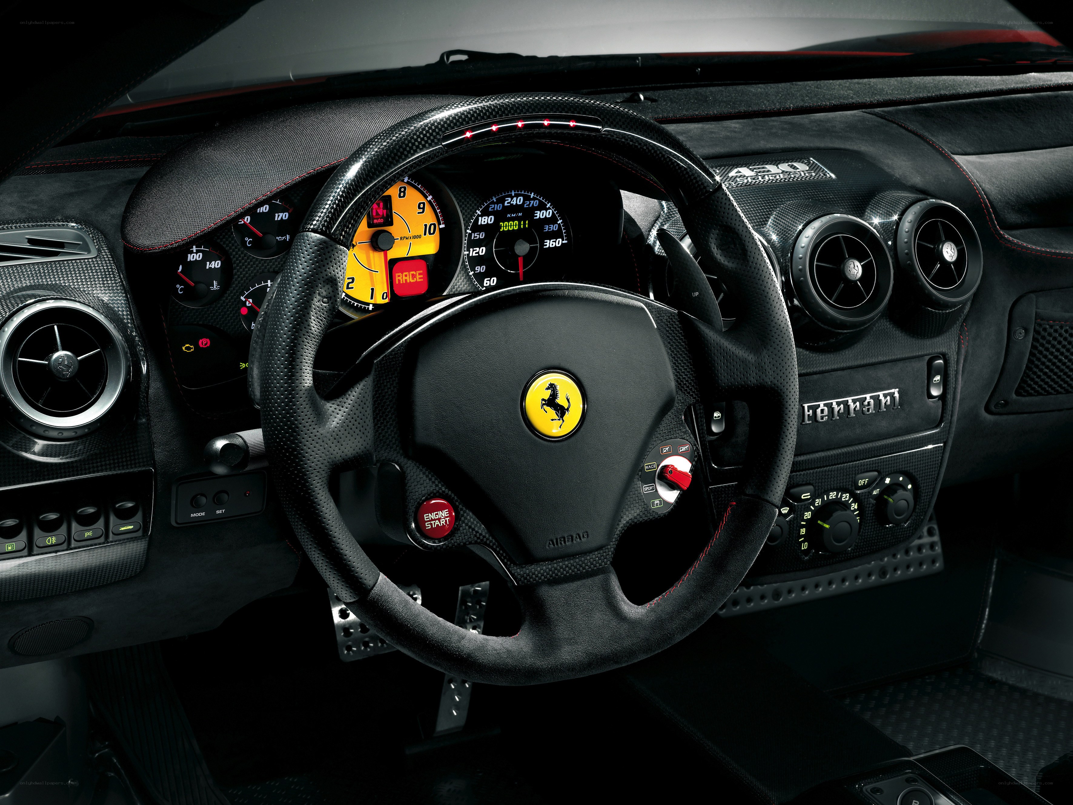 Ferrari 430 Scuderia interior