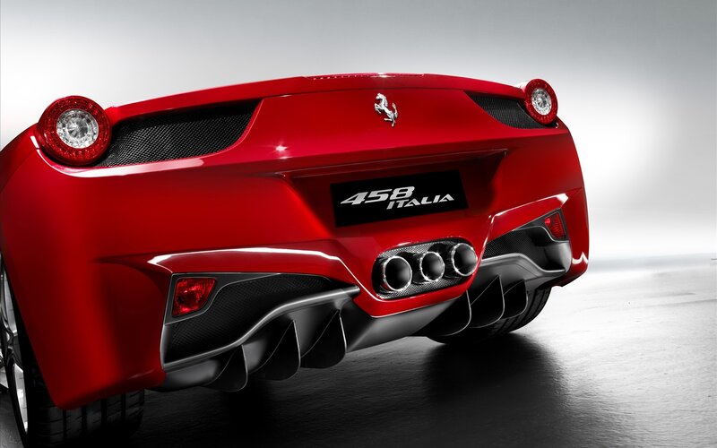 Ferrari 458 Italia rear view