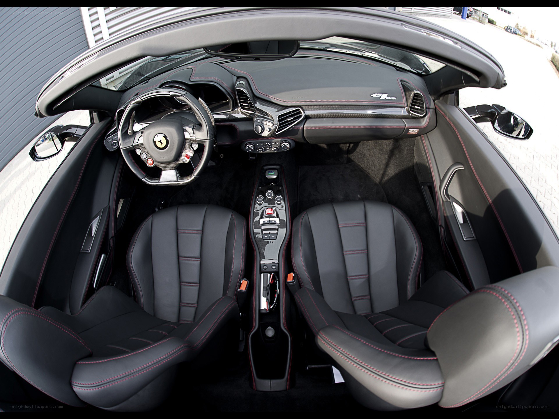 Ferrari 458 Spider interior