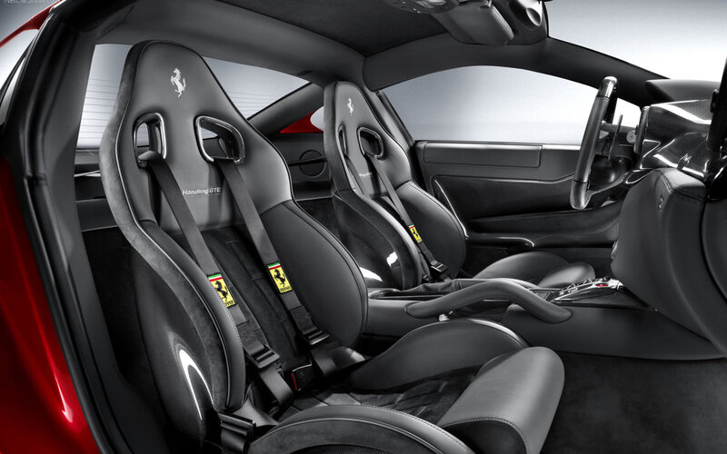 Ferrari GTE interior