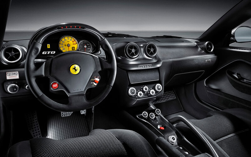 Ferrari GTO interior cockpit