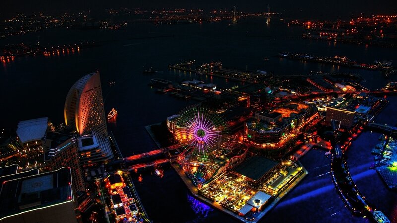 Ferris Wheel at Night — Black, Dramatic