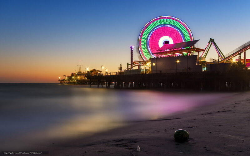 Ferris Wheel at Pier