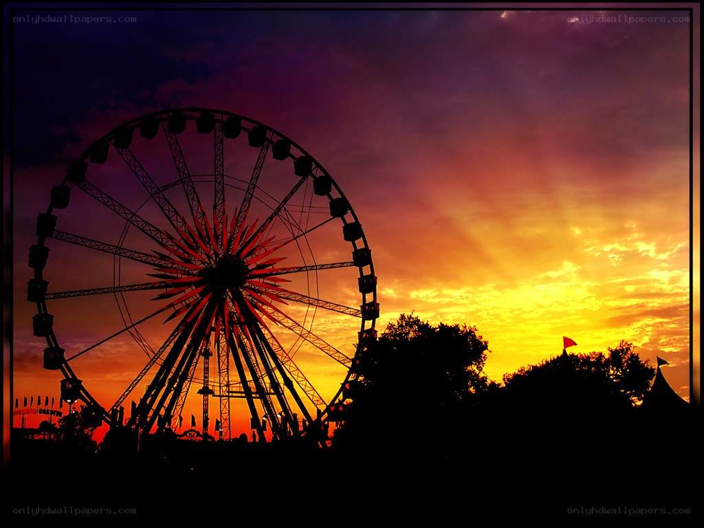 Ferris wheel at sunset