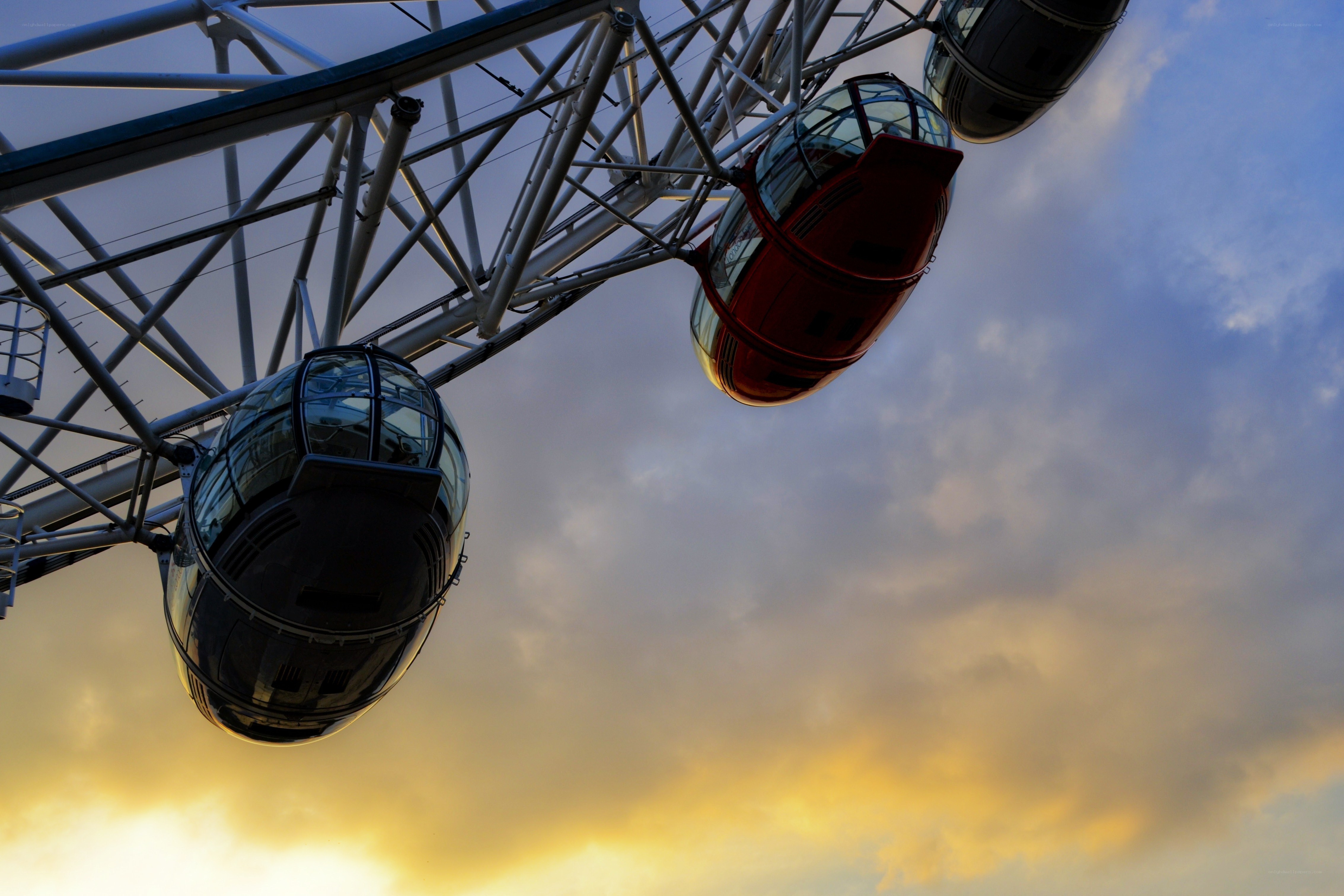 Ferris wheel at sunset