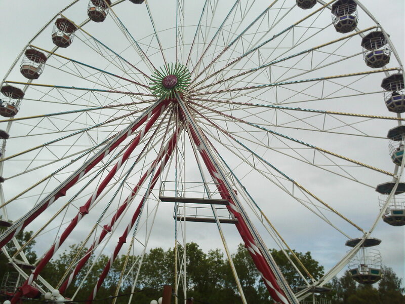 Ferris Wheel Structure