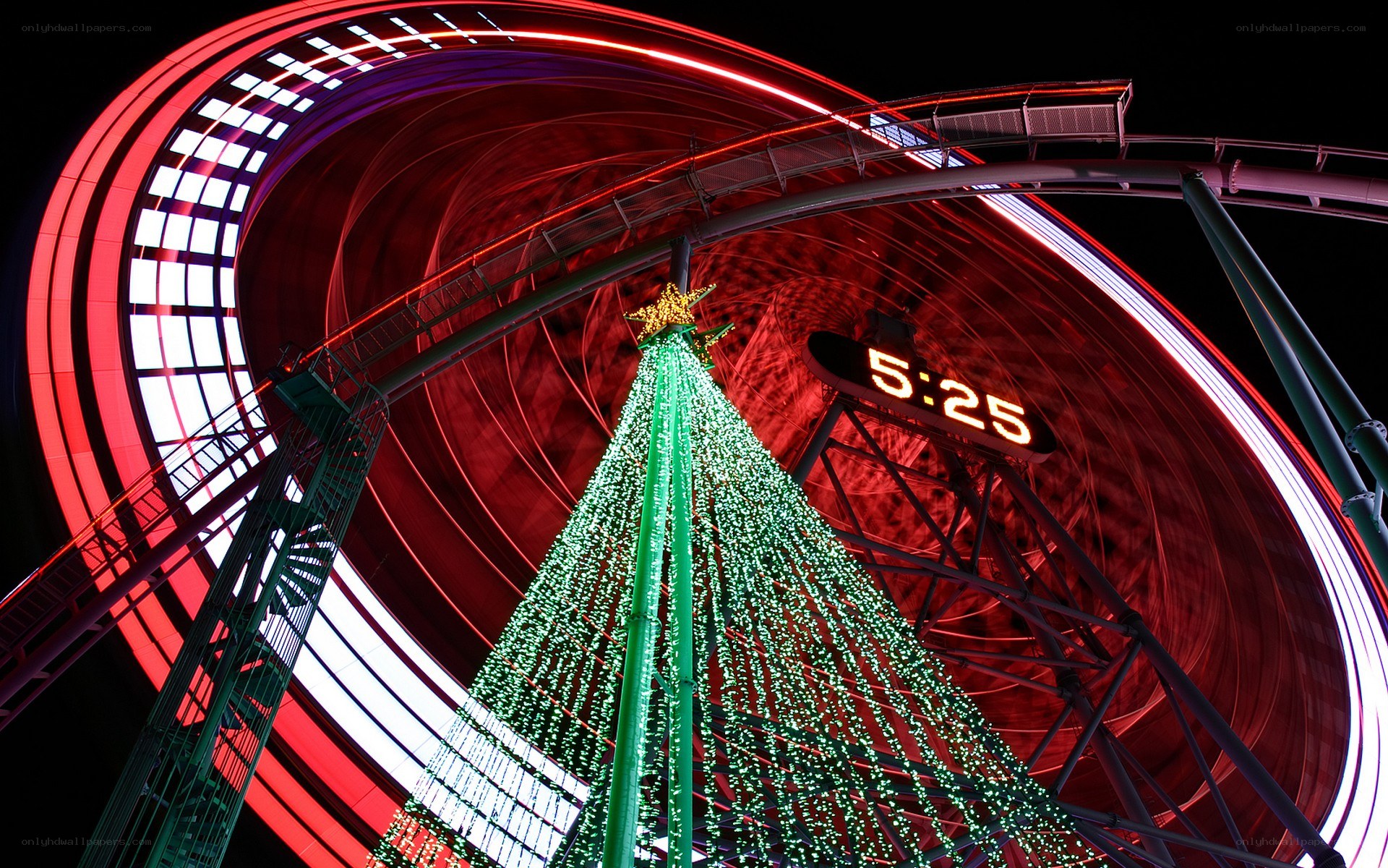 Ferris wheel with Christmas tree
