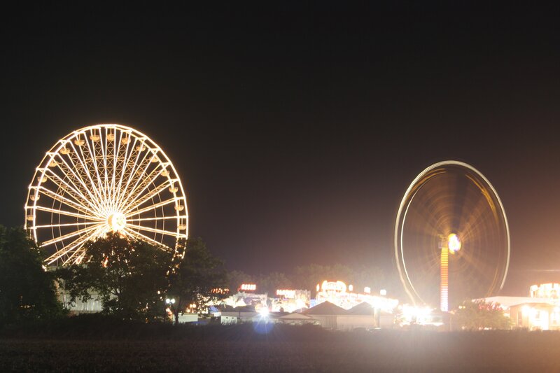 Ferris wheels at night