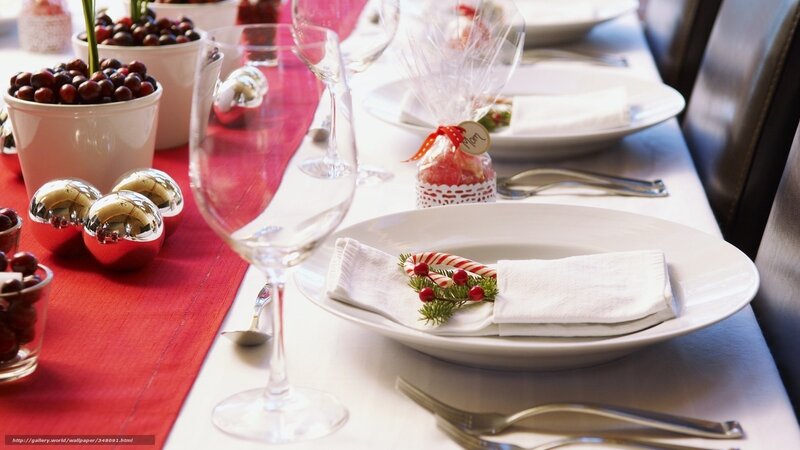 festive holiday table setting