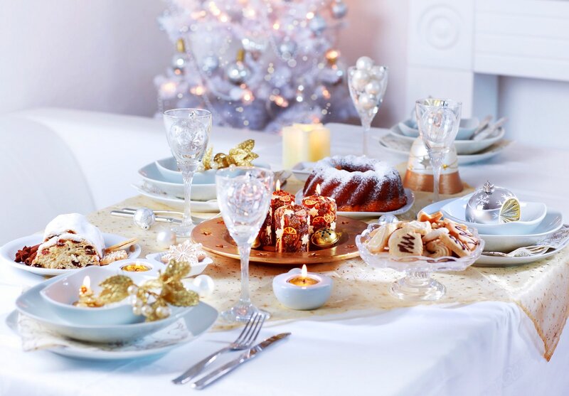 Festive Holiday Table — White