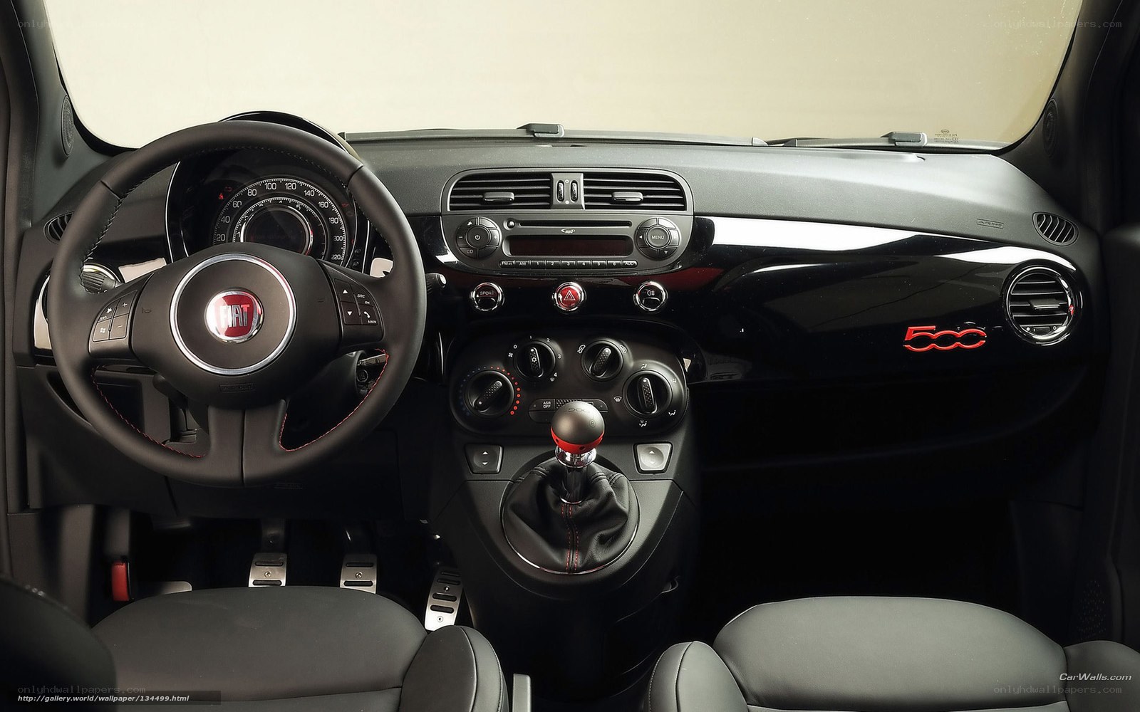Fiat 500 interior dashboard