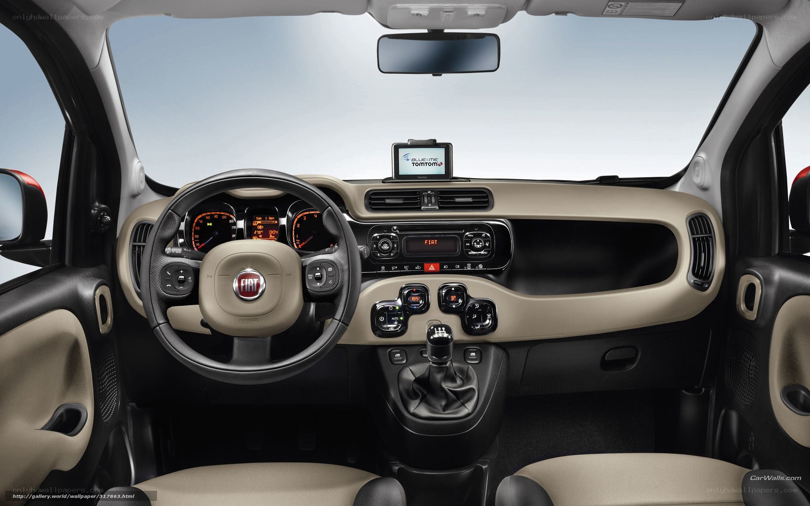 Fiat 500L interior view