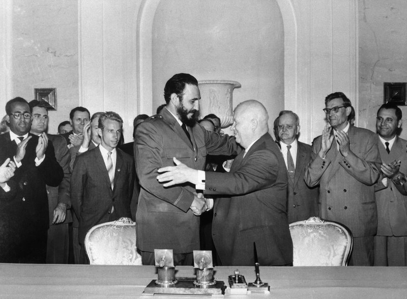 Fidel Castro and Nikita Khrushchev meeting