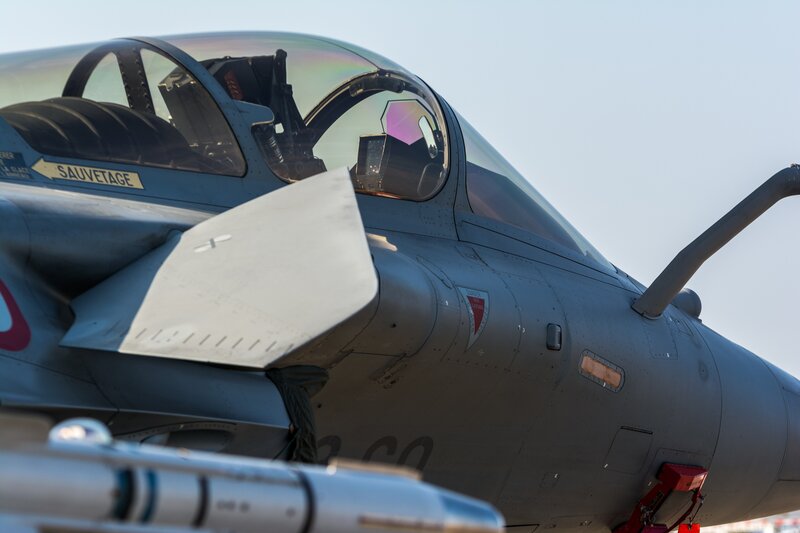 Fighter Jet Cockpit — Gray, Neutral, Afternoon