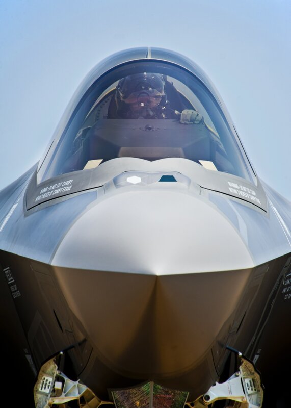 fighter jet cockpit view