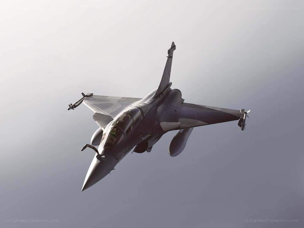 fighter jet in flight