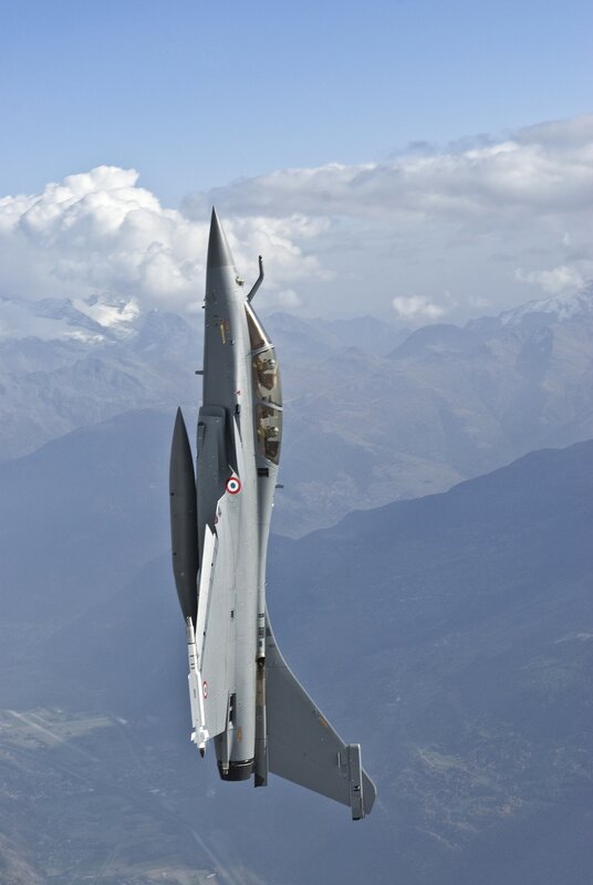 fighter jet in flight