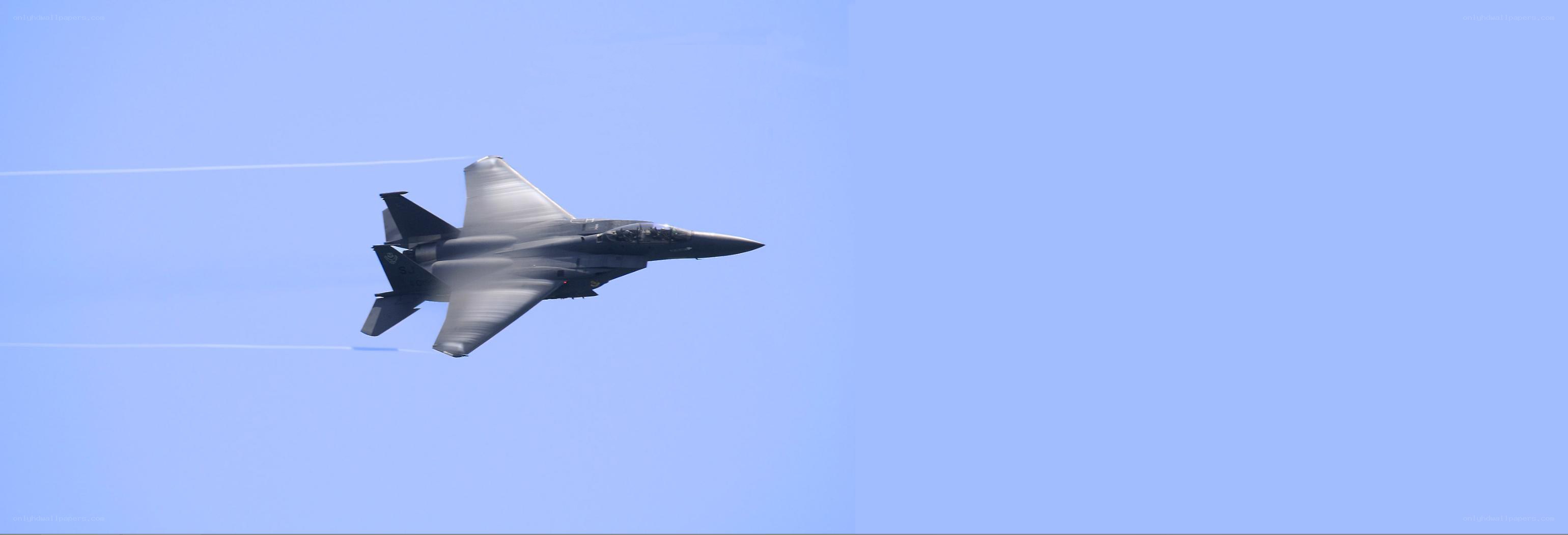 fighter jet in flight