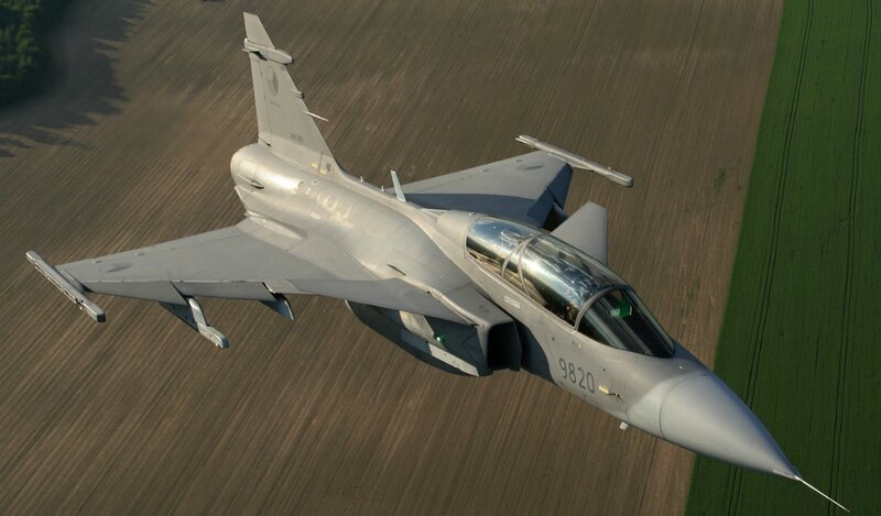 Fighter Jet in Flight — Gray, Dynamic, Afternoon, Photograph, Aircraft, Field