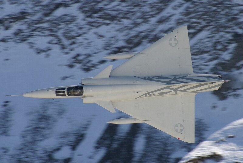 Fighter Jet in Flight — White, Dynamic