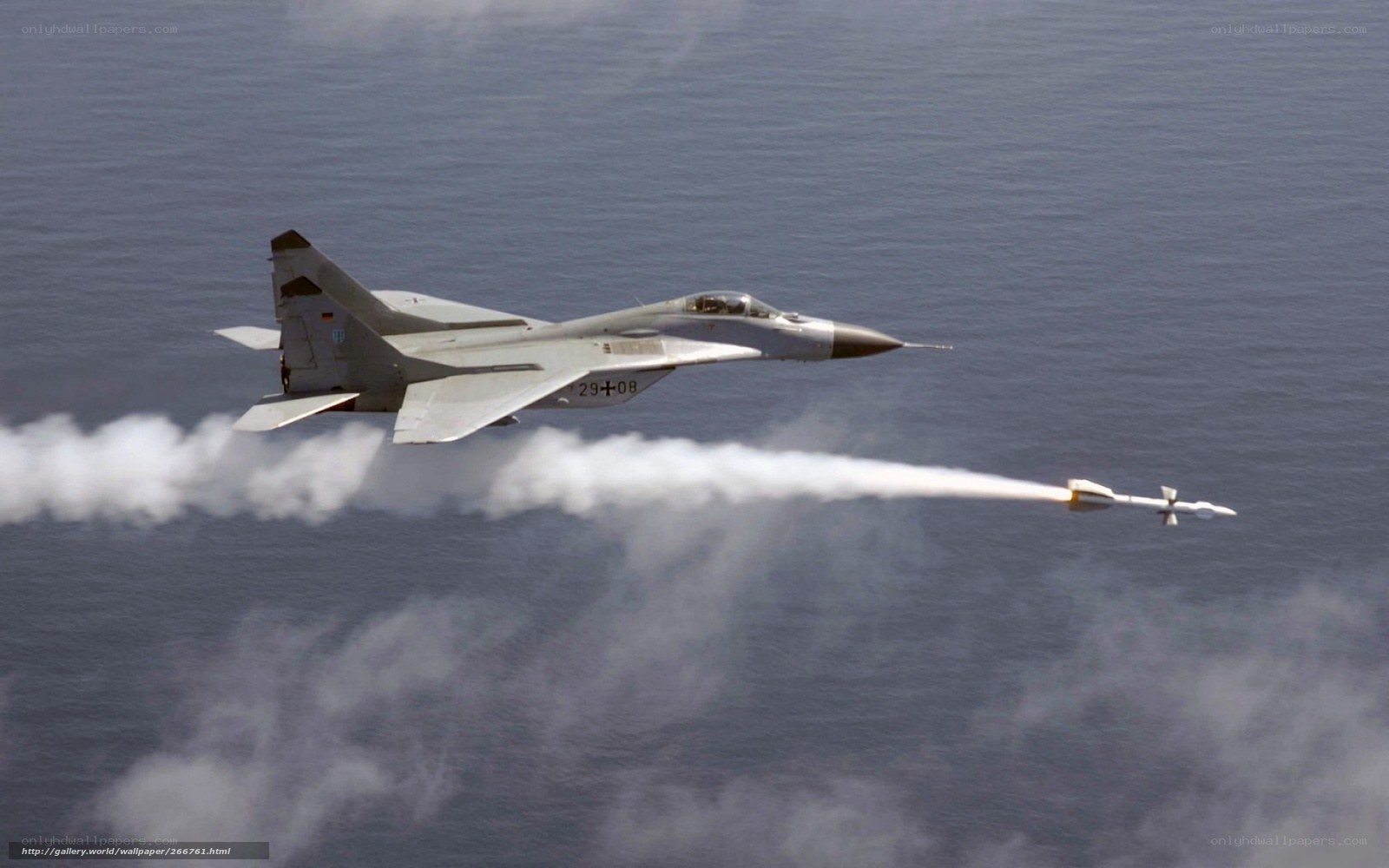fighter jet launching missile