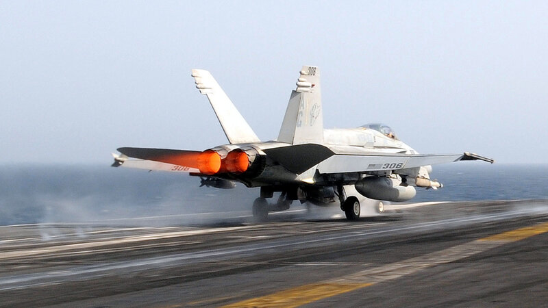 Fighter Jet on Aircraft Carrier — Gray, Dynamic