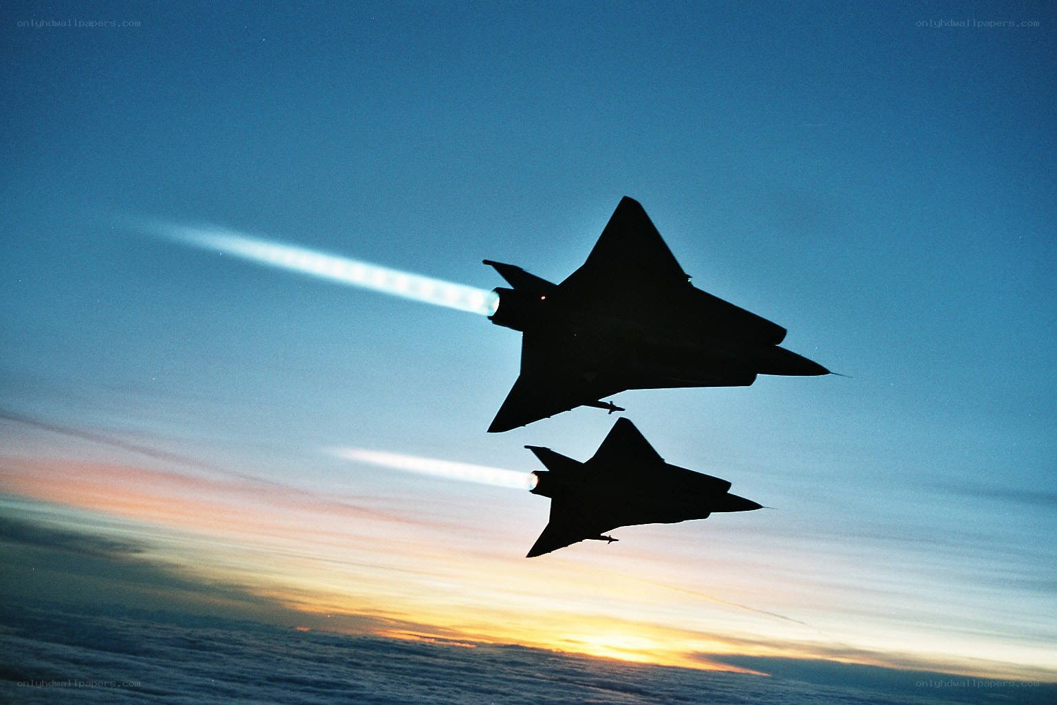 Fighter jets in flight