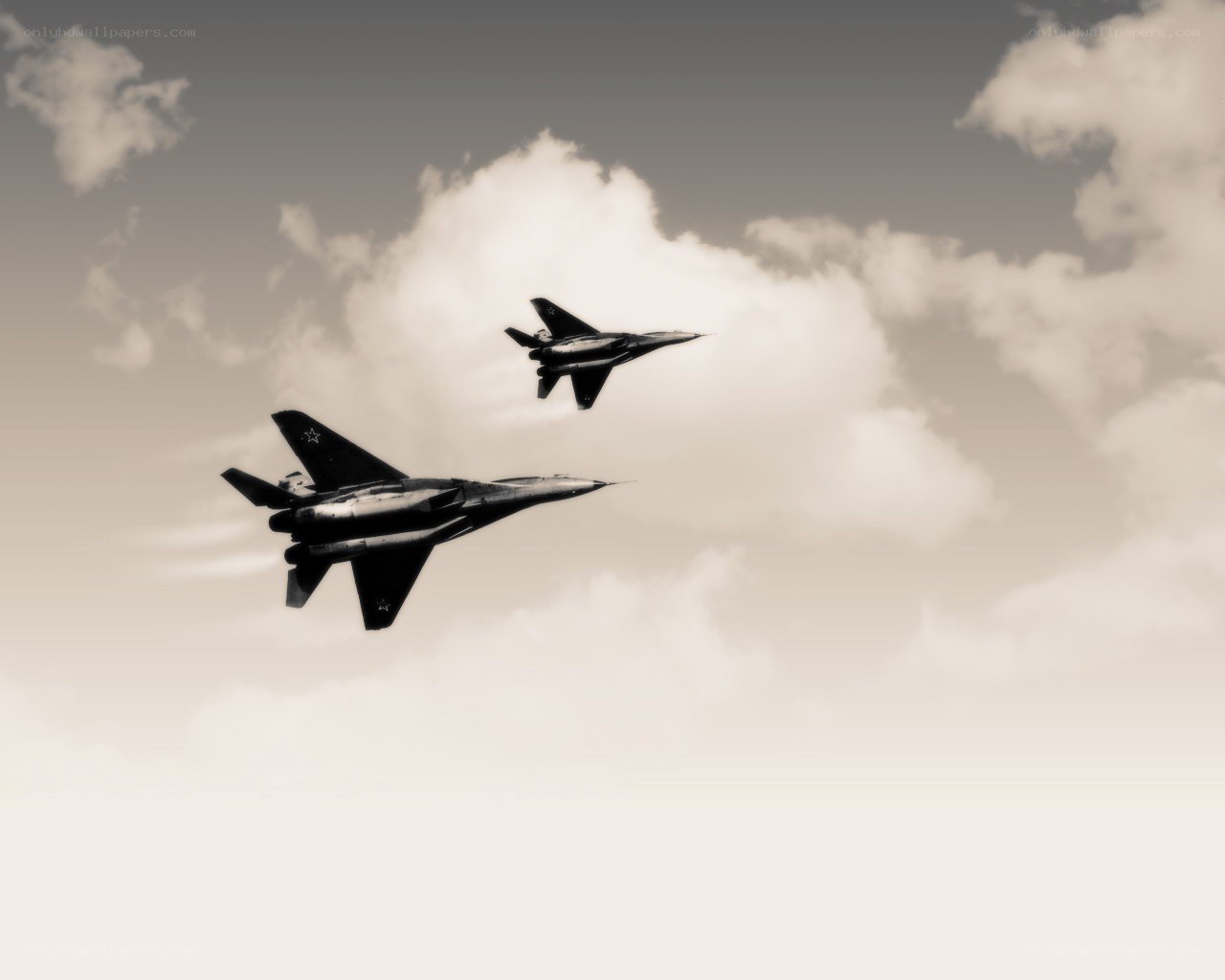 Fighter jets in formation