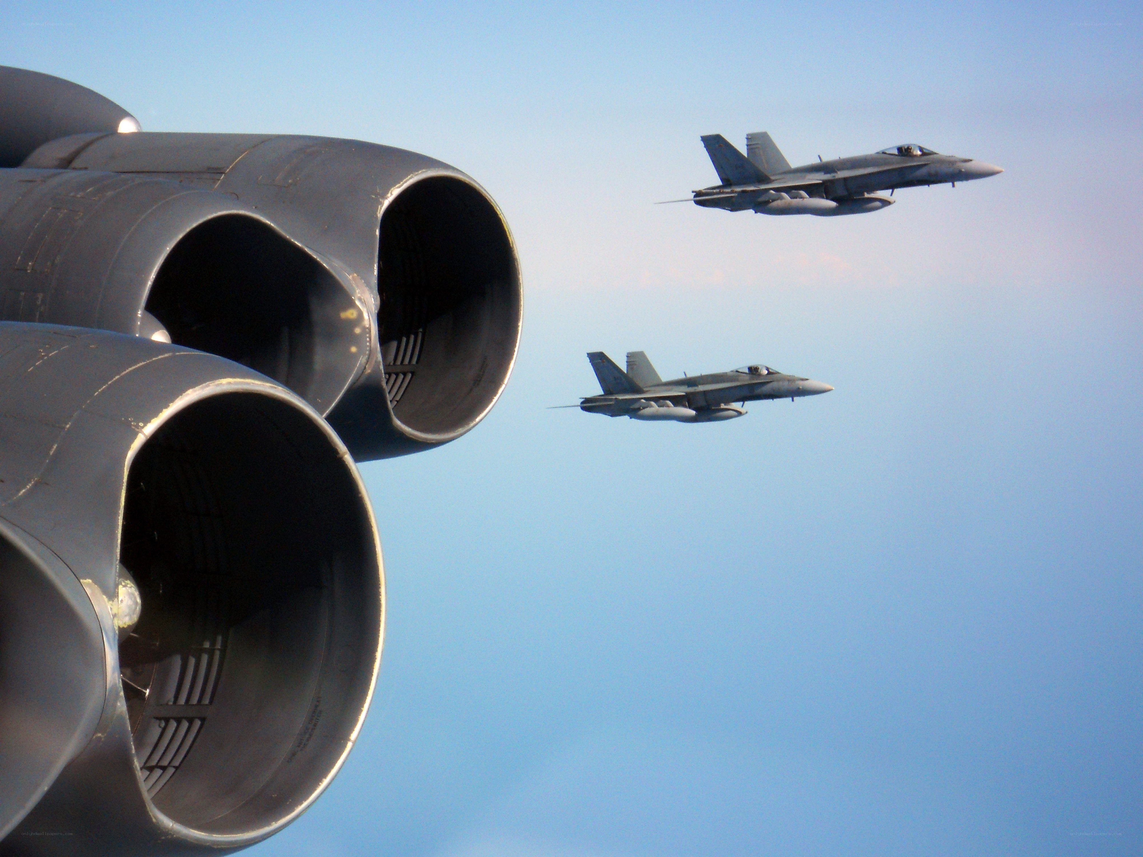 Fighter jets in formation