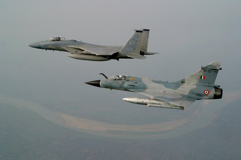 Fighter jets in formation