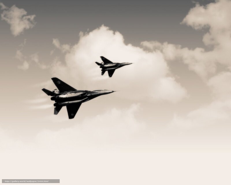 Fighter jets in formation