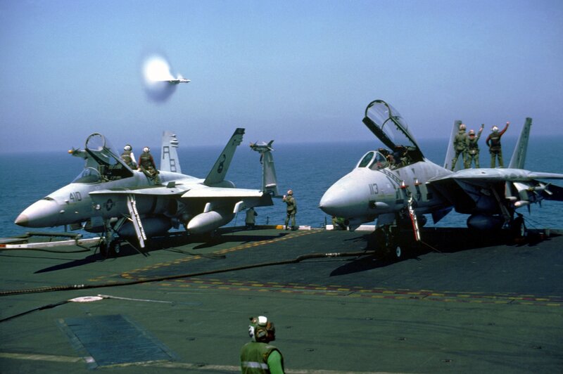 Fighter Jets on Aircraft Carrier — Green