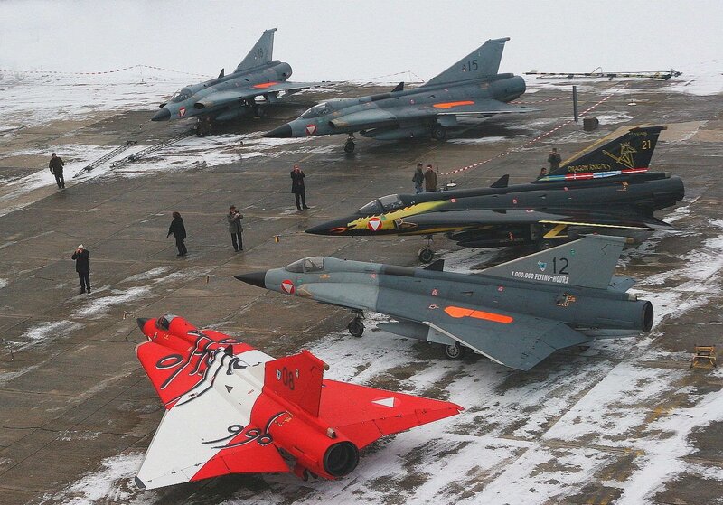 Fighter Jets on Tarmac — Gray, Cold, Winter