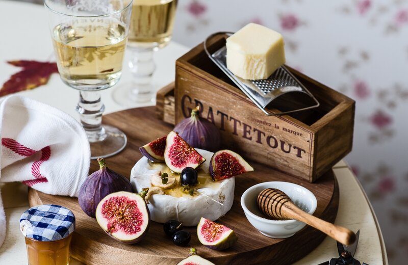 Figs and Cheese Platter — Brown