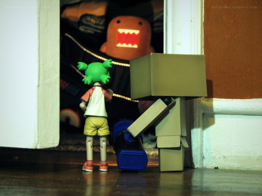 figurines in a doorway