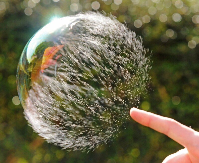 Finger Popping Bubble — Green, Playful