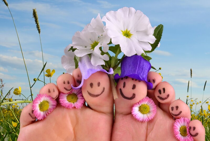 Fingers with Smiley Faces — Blue