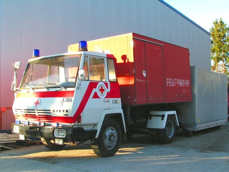 Fire truck with medical unit