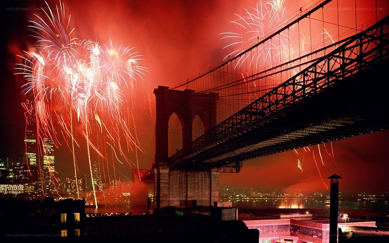 Fireworks over Brooklyn Bridge