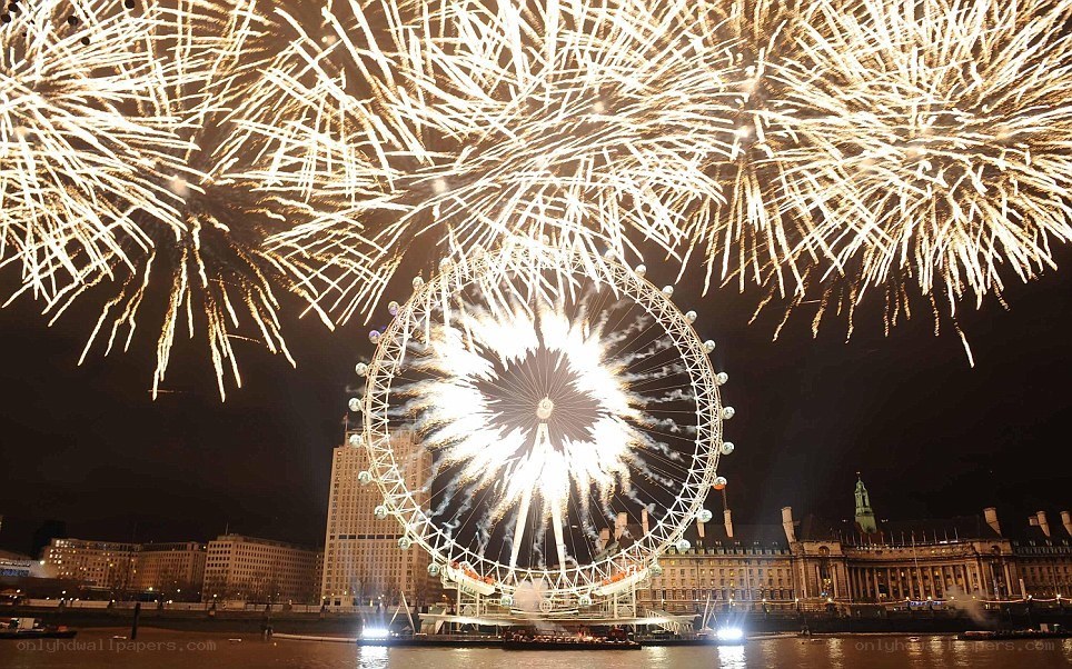 Fireworks over London Eye