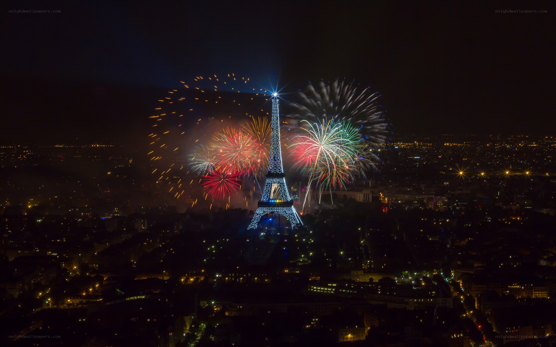 Fireworks over the Eiffel Tower