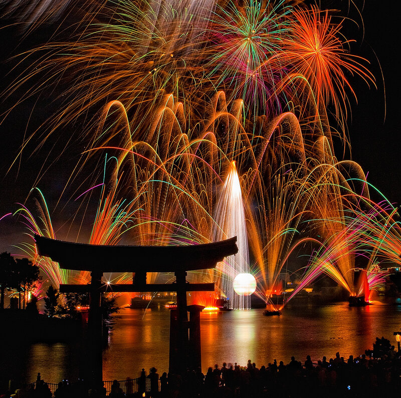 Fireworks over Water — Orange