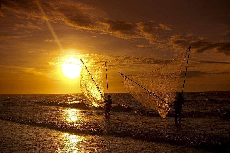 Fishermen with Nets — Gold